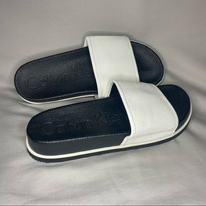 Calvin Klein Mackee Slides